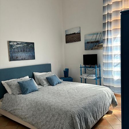 Casa Vacanze Penelope Trapani Exteriör bild