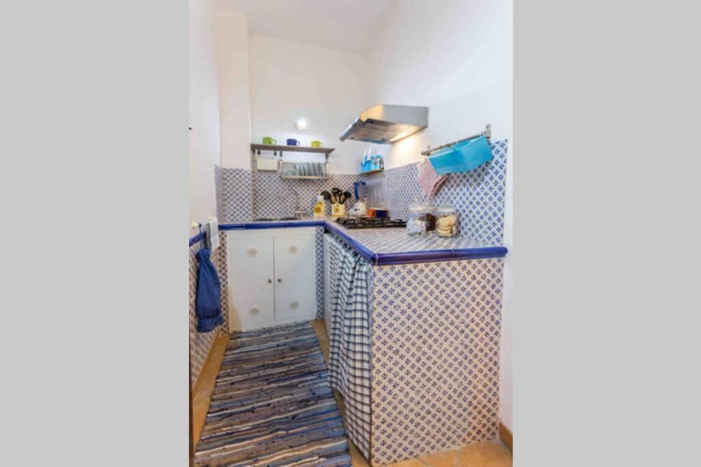 Casa Vacanze Penelope Trapani Exteriör bild