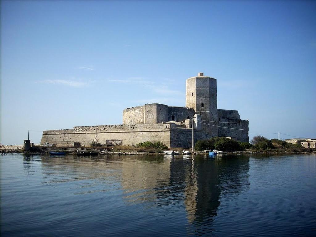 Casa Vacanze Penelope Trapani Exteriör bild